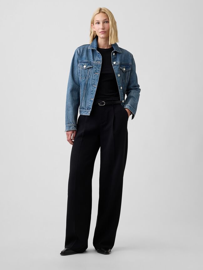 تي شيرت ياقة سبعة gap تي شيرت ياقة سبعة
