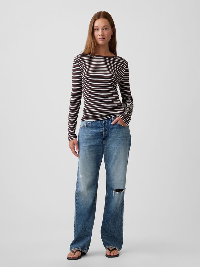 تي شيرت ياقة سبعة gap تي شيرت ياقة سبعة