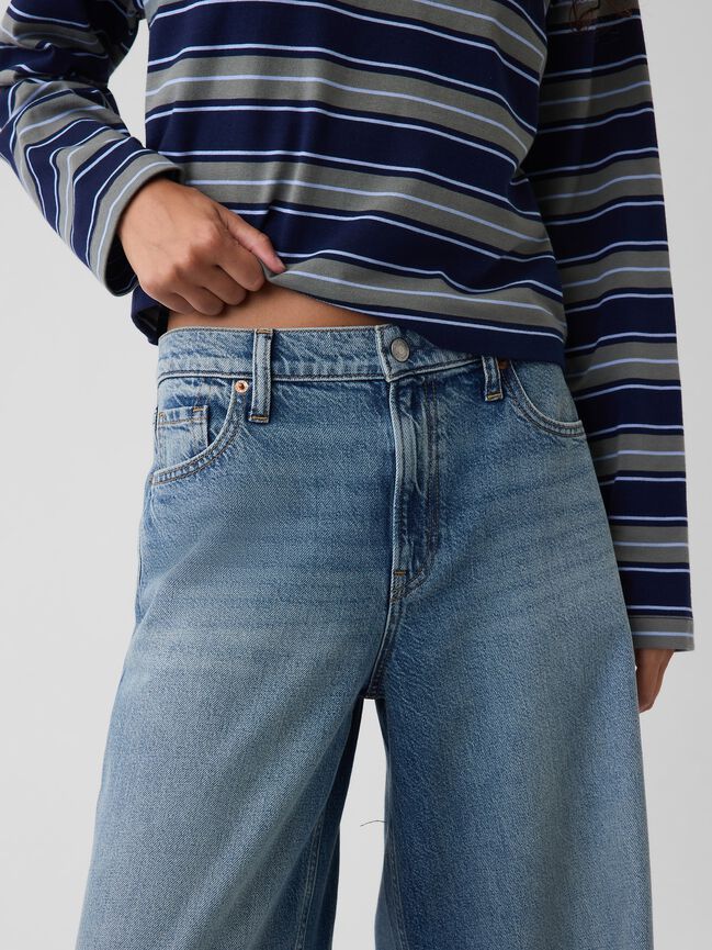 جينز فضفاض gap جينز فضفاض