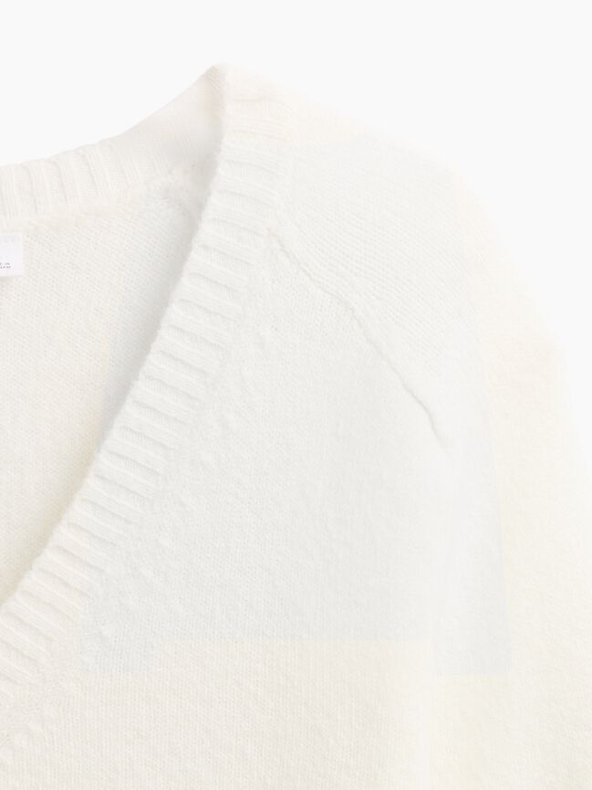Relaxed Lightweight V-Neck Sweater gap relaxed lightweight v neck sweater
