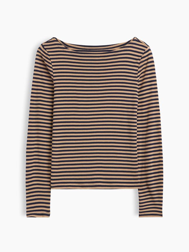 تي شيرت ياقة سبعة gap تي شيرت ياقة سبعة