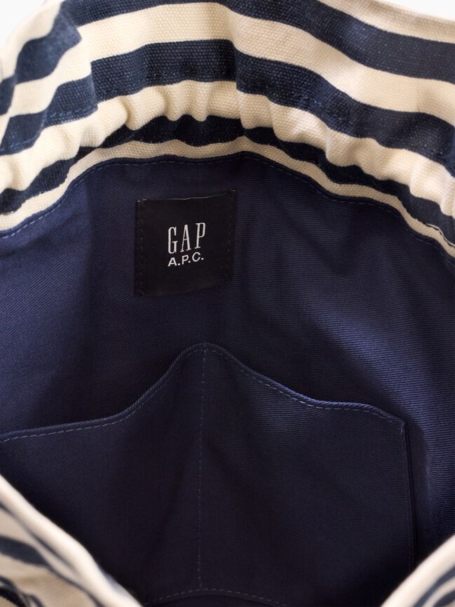 Gap × A.P.C. Logo Bucket Bag gap a p c logo bucket bag
