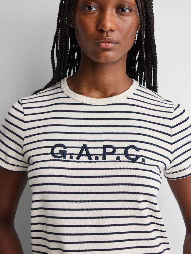 تي شيرت ياقة مدورة gap تي شيرت ياقة مدورة