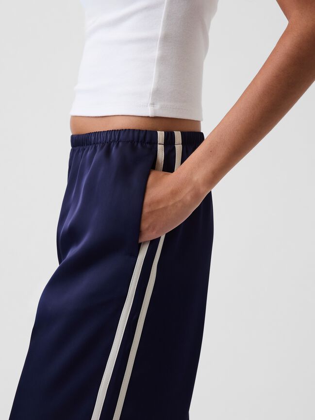 جينز فضفاض gap جينز فضفاض