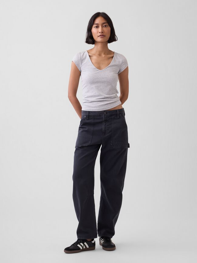 تي شيرت CloseKnit من الجيرسيه برقبة V gap تي شيرت closeknit من الجيرسيه برقبة v