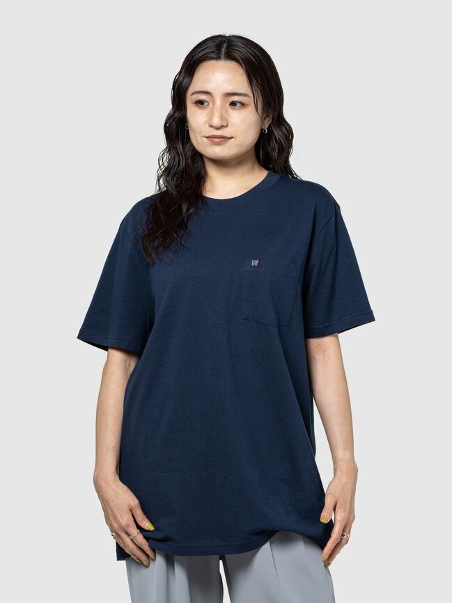 تي شيرت بجيب من القطن العضوي gap تي شيرت بجيب من القطن العضوي