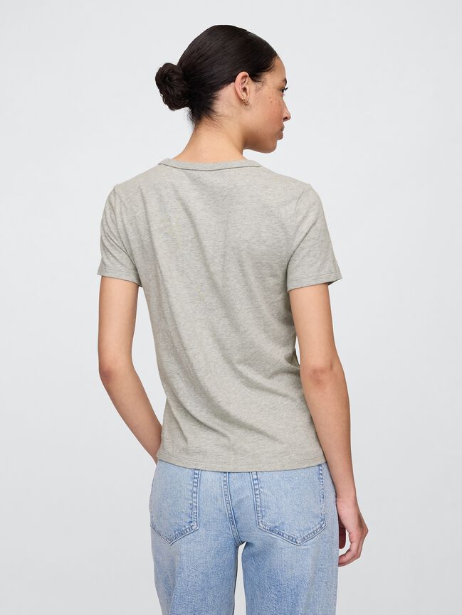 Favorite V-Neck T-Shirt gap favorite v neck t shirt