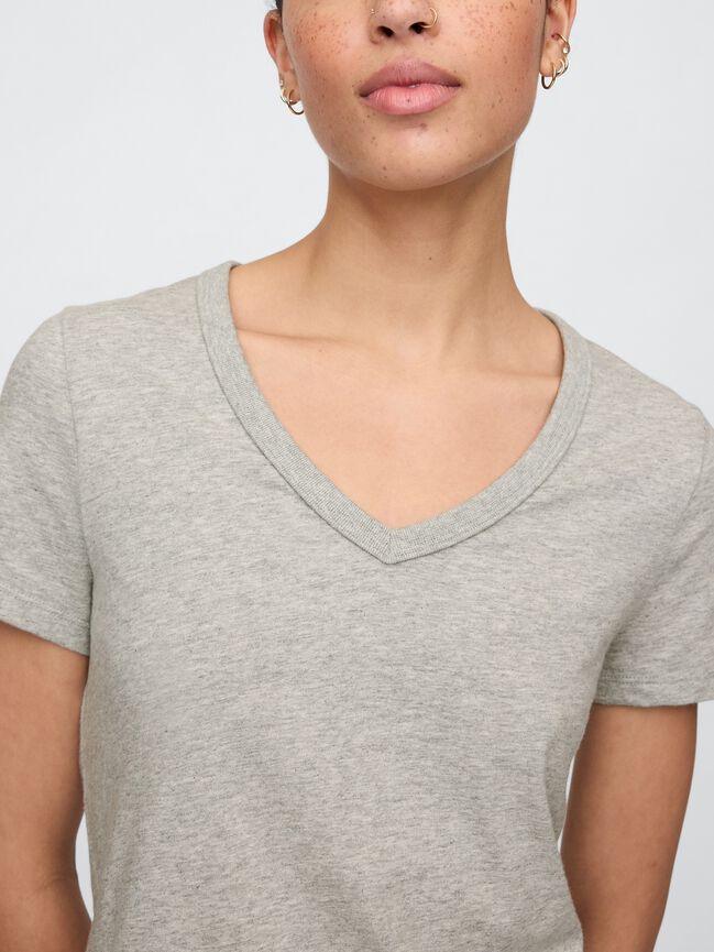 Favorite V-Neck T-Shirt gap favorite v neck t shirt