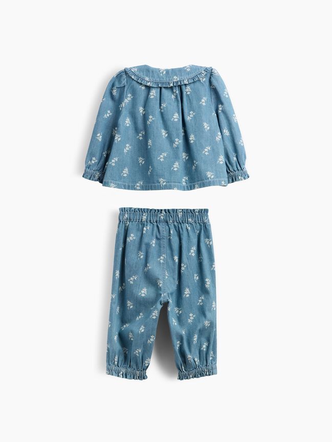 طقم ملابس gap طقم ملابس