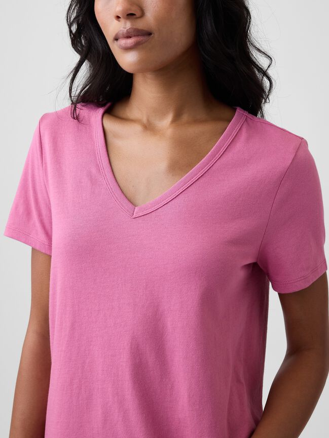 Favorite V-Neck T-Shirt gap favorite v neck t shirt